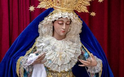 Nuestra Señora de la Entrega ataviada para los cultos del Señor