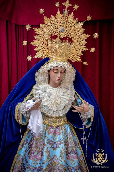 Nuestra Señora de la Entrega ataviada para los cultos del Señor